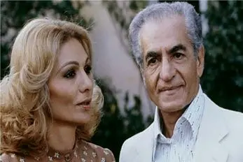 سفر به ایام قدیم 1342؛ دکتری افتخاری خنده دار به فرح دیبا توسط محمدرضا پهلوی