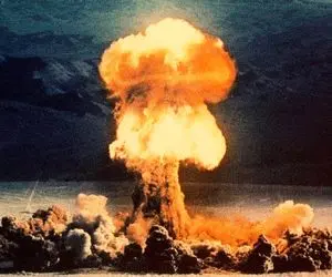 یک واقعیت عجیب در مورد بمب اتم!