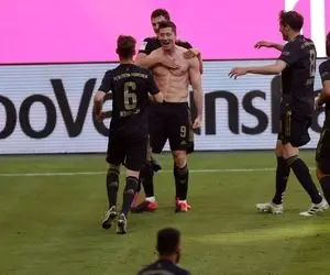 گل تاریخی لواندوفسکی برای بایرن‌مونیخ