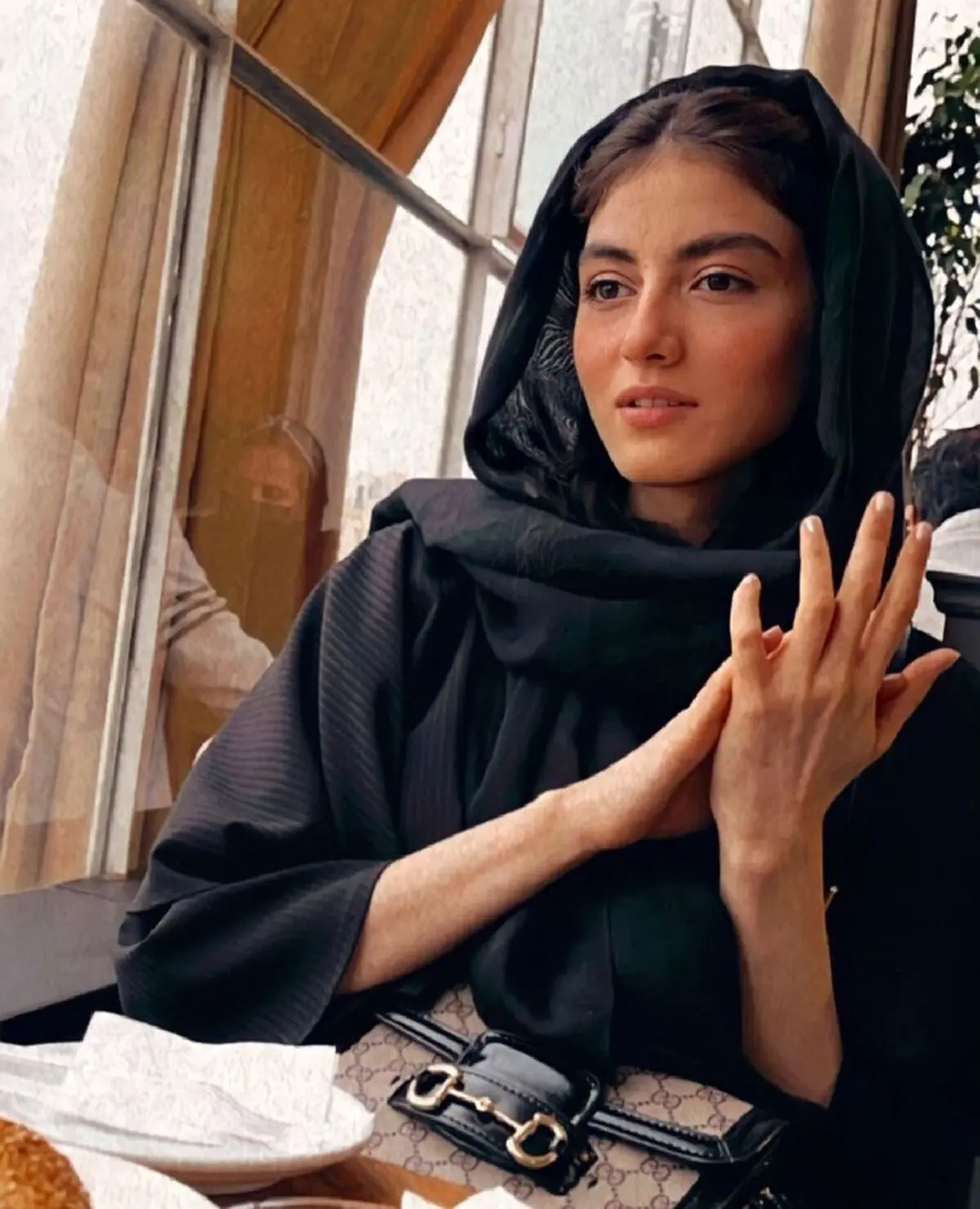 پردیس پور عابدینی
