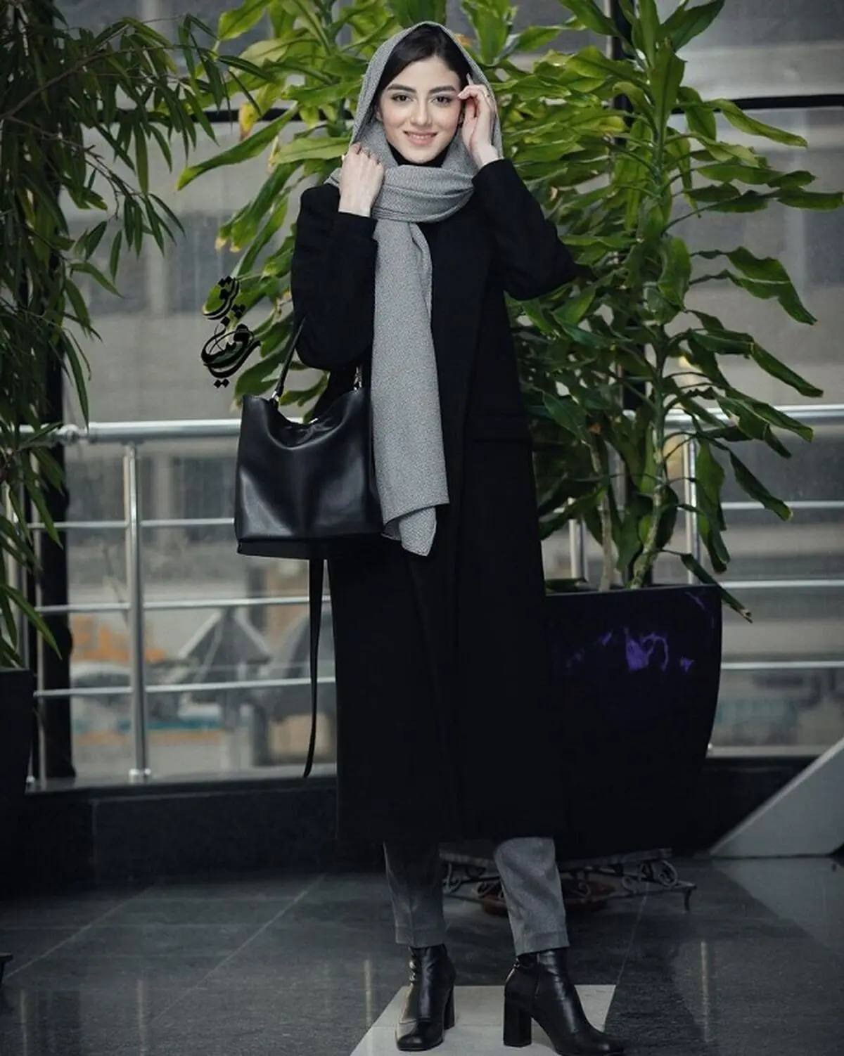 پردیس پور عابدینی