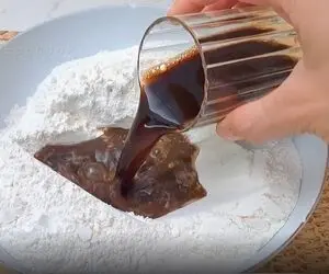 آموزش آشپزی؛ قهوه فوری رو با آرد ترکیب کنید نتیجه شگفت انگیزه