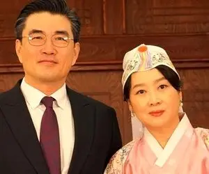 سفیر کره پرسون، پرسون دلکش را در حضور عراقچی اجرا کرد