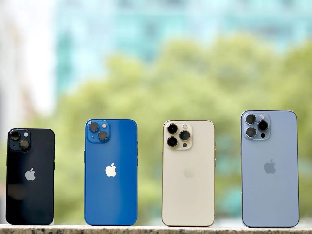 iPhone 13