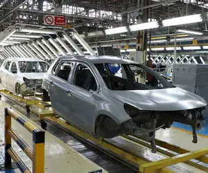 پیشنهادات خودروسازان برای قیمت‌گذاری خودروهای خود