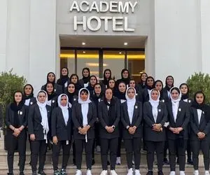 (عکس) عصبانیت شدید نماینده مجلس از پوشش دختران فوتبالیست