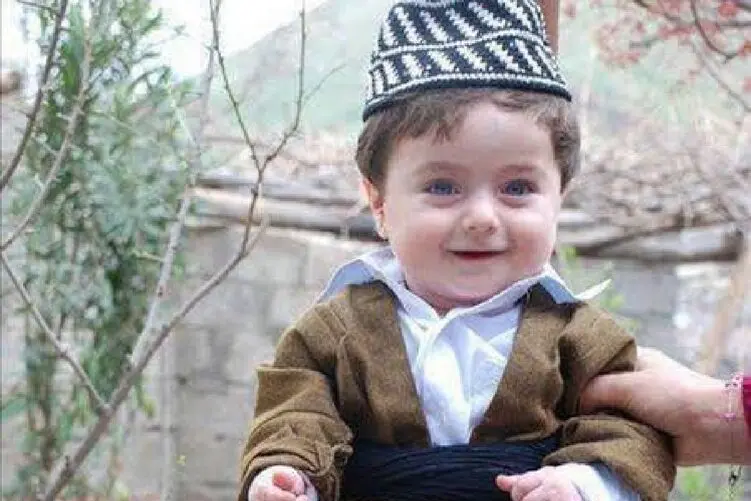 آواز محلی؛ پسر بچه کرد چه زنده خوانی کردی میکنه