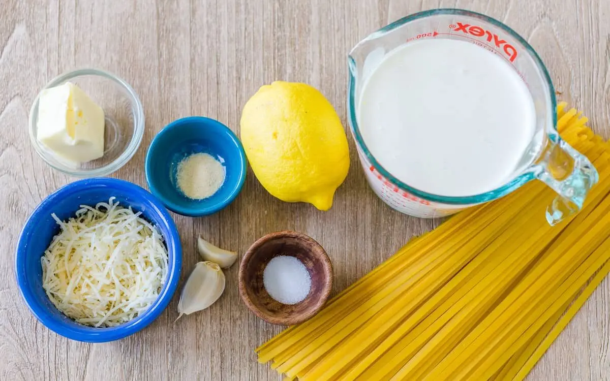 پاستای مرغ و لیموی خامه ای