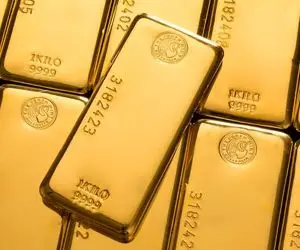 چرا قیمت طلا ریزش کرد؟ / سرمایه‌گذاران به داده‌های اقتصادی آمریکا چشم دوختند