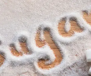 6 غذایی که قبل از خواب نباید بخوریم