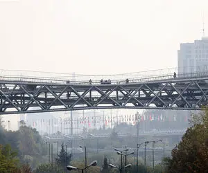 آیا فردا دانشگاه‌ها و ادارات به‌دلیل آلودگی هوا تعطیل می‌شوند؟