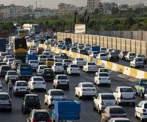 ترافیک سنگین در آزادراه کرج- تهران
