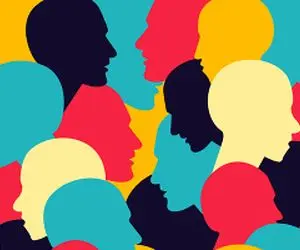 عادت های کوچکی که شخصیت شما را فاش می کنند 