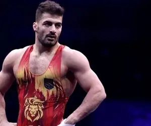 (ویدئو) کشتی گیر ایرانی برای صربستان قهرمان جهان شد؛ طلا بر سینه یاغی مهاجر ایران