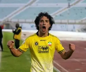 آبی پوش دیروز، زرد پوش امروز؛ نمی‌توانم احساساتم را مقابل استقلال کنترل کنم!