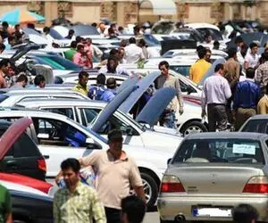 قیمت خودرو امروز دوشنبه 19 آذر / دود سقوط سوریه هنوز به چشم بازار خودرو نرفته!
