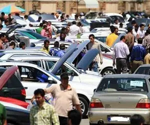 قیمت خودرو امروز دوشنبه 19 آذر / دود سقوط سوریه هنوز به چشم بازار خودرو نرفته!