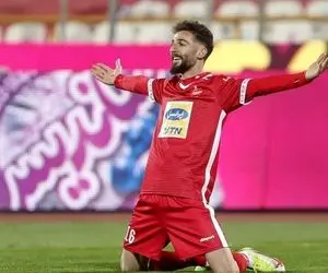 دو پیشنهاد جذاب خارجی برای مهدی عبدی؛ اختیار اما دست پرسپولیس!