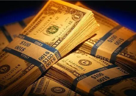 پیش بینی قیمت دلار فردا یکشنبه 1 شهریور 1405 | دلار به 194 هزار تومان می‌رسد؟