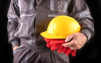 حداقل حقوق کارگران ایرانی به دلار چقدر می شود؟