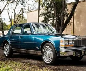 سوار ماشین زمان بشوید؛ تولید خودروی فوق لوکسی مانند کادیلاک در ایران