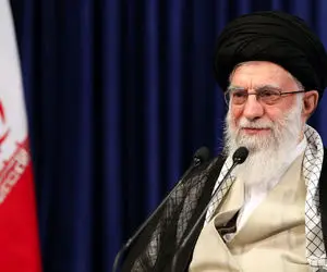 (عکس) بازدید رهبر انقلاب از نمایشگاه توانمندی‌های صنعتی