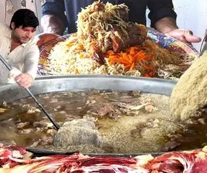 غذای خیابانی؛ کابلی پلو هیجان انگیز افغان ها که با کلی گوشت و دورچین جذابش دل میبره