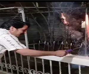 سکانس خندان؛ اتفاقی که به سرعت برق تو آتیش بازی آقاهه افتاد منفجر کنندس