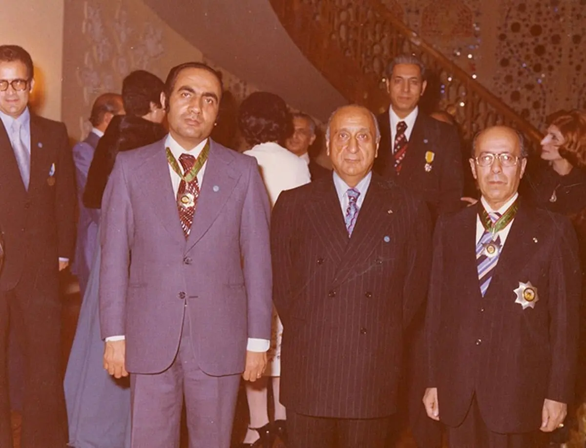 یال