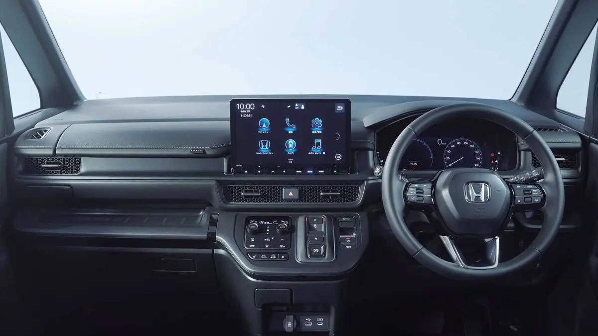 say-hello-to-the-2022-honda-step-wgn-and-all-its-boxy-goodness-11