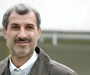 پیشکسوت پرسپولیس : رضا درویش را نمی‌شناسم