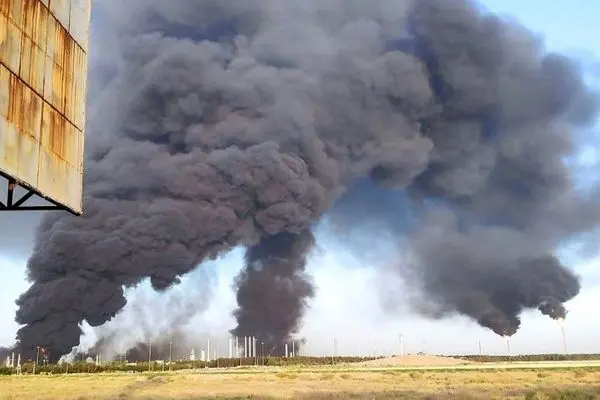 آتش سوزی در پالایشگاه تهران