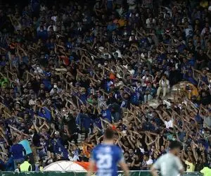 تنها یک بازی لیگ بدون تماشاگر شد