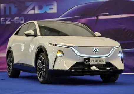 شرایط فروش مزدا EZ60؛ تردید میان ۱۲۰ روز صبر یا ۳-۲ میلیارد سود