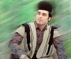 آواز محلی؛ قاسم فاضلی تو عروسی خواهرش بغل تو بغل برای دخترش خوند