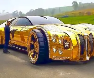 ماشین لوکس؛ جدیدترین رولزرویس جهان از طلای آب شده و مس غنی شده ساخته شده