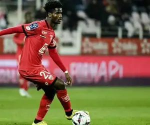 خرید خارجی استقلال منتفی شد؟