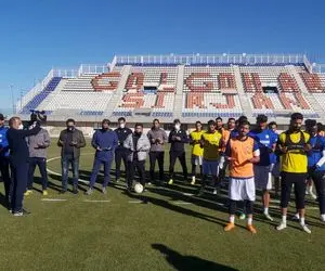 گل گهری ها برای شفای انصاریان دست به دعا شدند