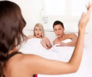 تست خیانت همسر | وقتی همسرت با مرد غریبه قرار میزاره | ویدیو