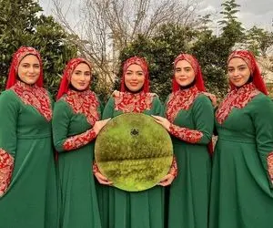 آواز بهشتی؛ سرود اصیل و زیبای گروه رستا به مناسبت روز مادر که اشک تو چشما جمع میشه