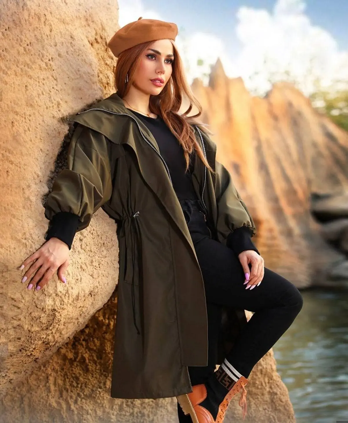 بارونی-سبز