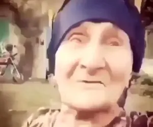 آواز محلی؛ مادربزرگ پیر عشایری دیگه حتی یه دندونم نداره با لب چروک میخونه ذوق میکنی