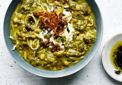 آموزش آشپزی؛ سبزی آش رشته چیه و میزان هر کدوم چقدر باید باشه؟