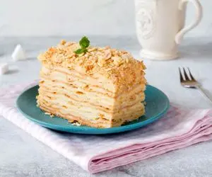 آموزش آشپزی؛ دستور پخت کیک ناپلئونی توی تابه