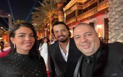 سکانس شاد/داستان عکس گرفتن مهرداد صدیقیان با زن رونالدو جورجینا/قیاسی دستش گرفته