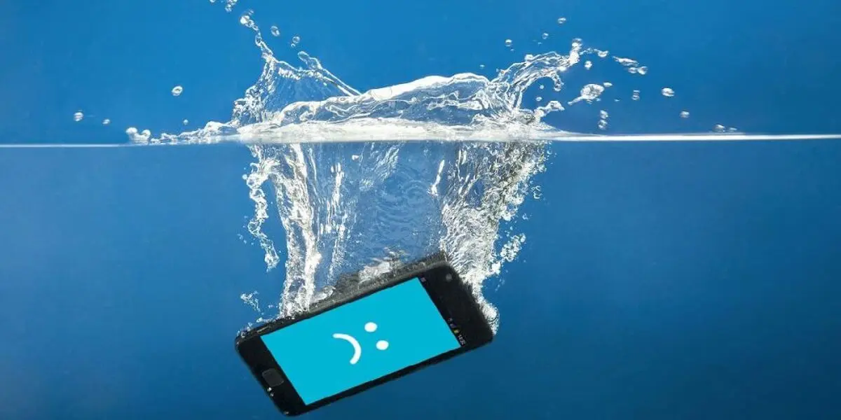 چطور گوشی آب خورده رو نجات بدیم