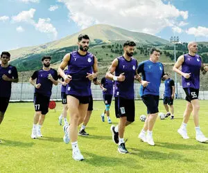 غایب بزرگ تمرینات استقلال