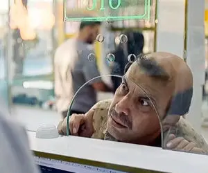 سکانس خندان؛ عطاران جمشیدی فر میفرسته دنبال دیازپام جاش یچی میگیره منشوری 