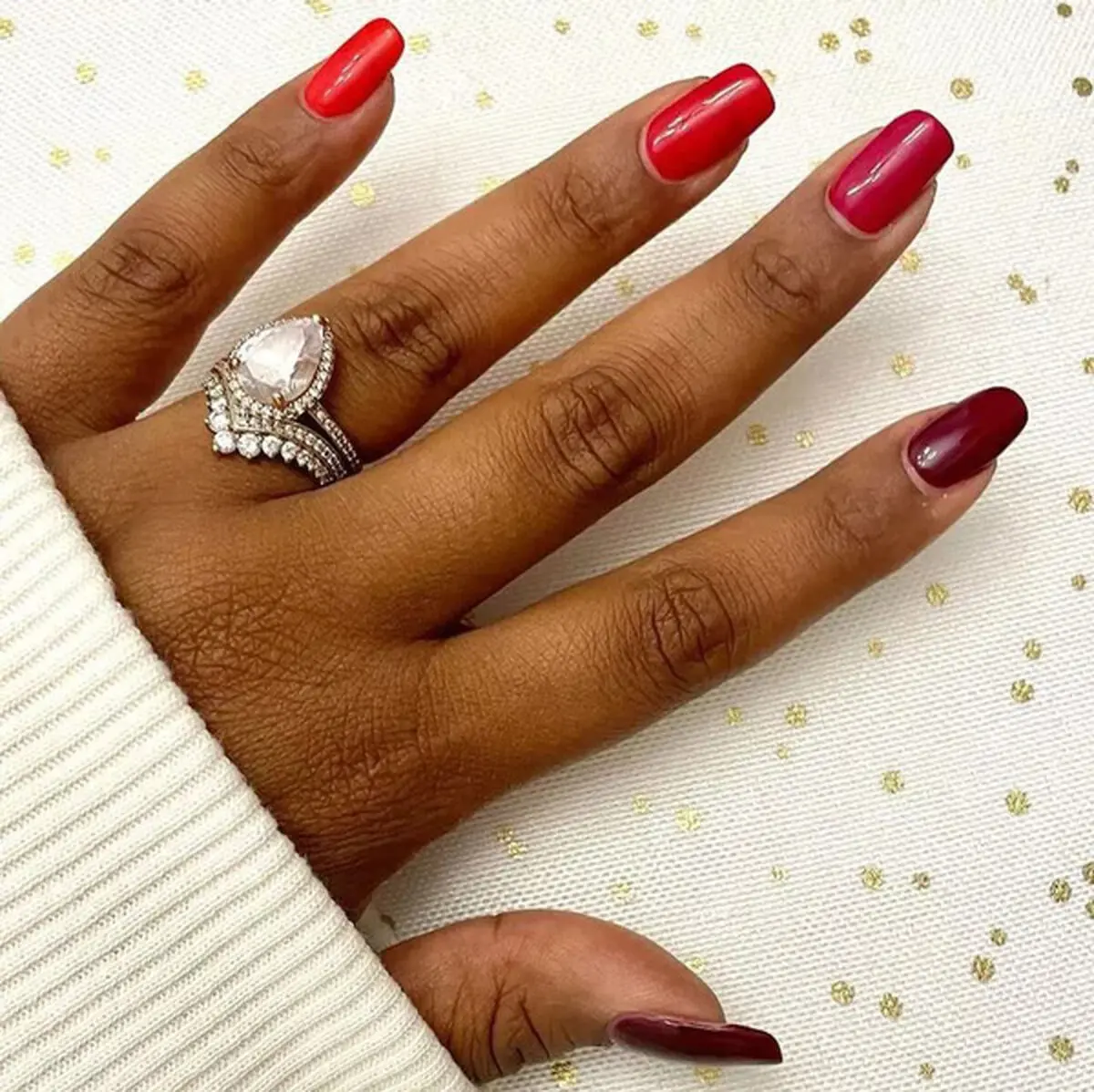 red-nail-model-for-girls-9