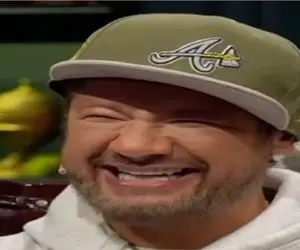 سکانس خندان؛ علی صادقی به درخواست غفوریان ادا گنده های تایلندی رو در میاره غش میره